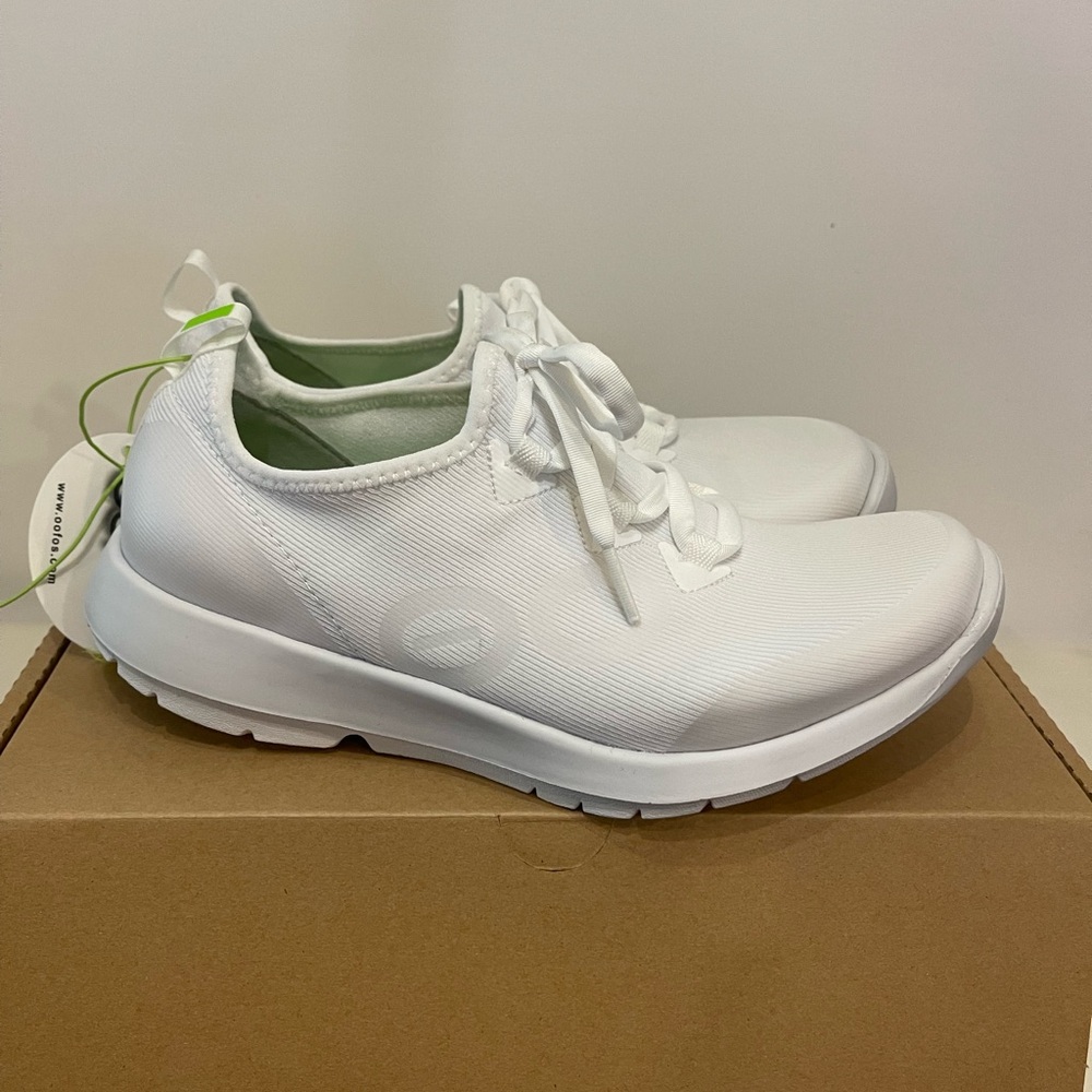 OOFOS OOMG Sport LS Women-white
